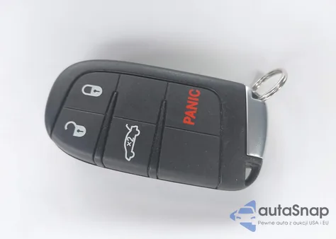 2017 Chrysler 300 Limited из США, поврежденный, VIN 2C3CCAAG8HH646727